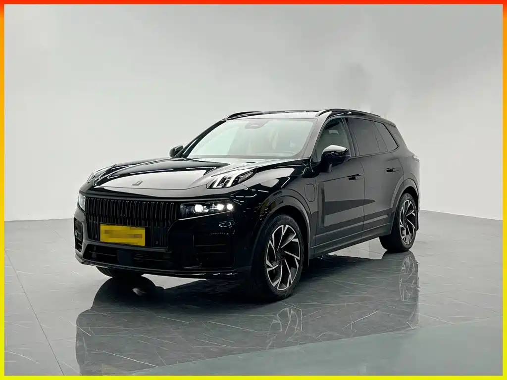 Lynk & Co 09 EM-P