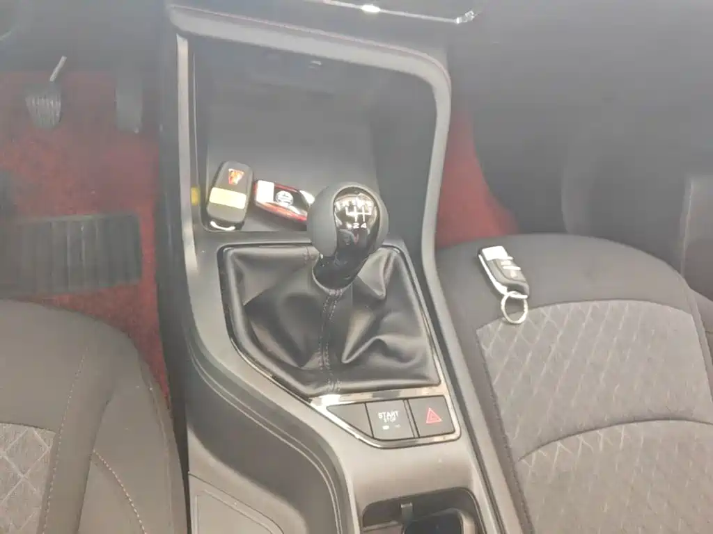 Roewe i5 — миниатюра 14