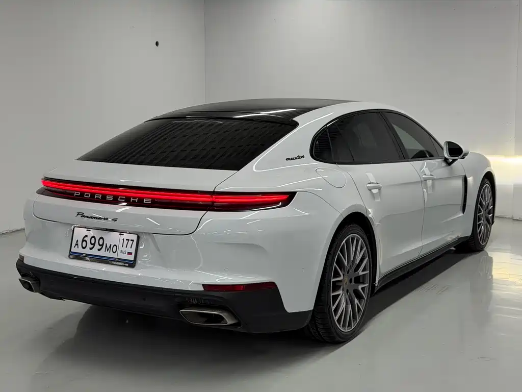 Porsche Panamera — миниатюра 7