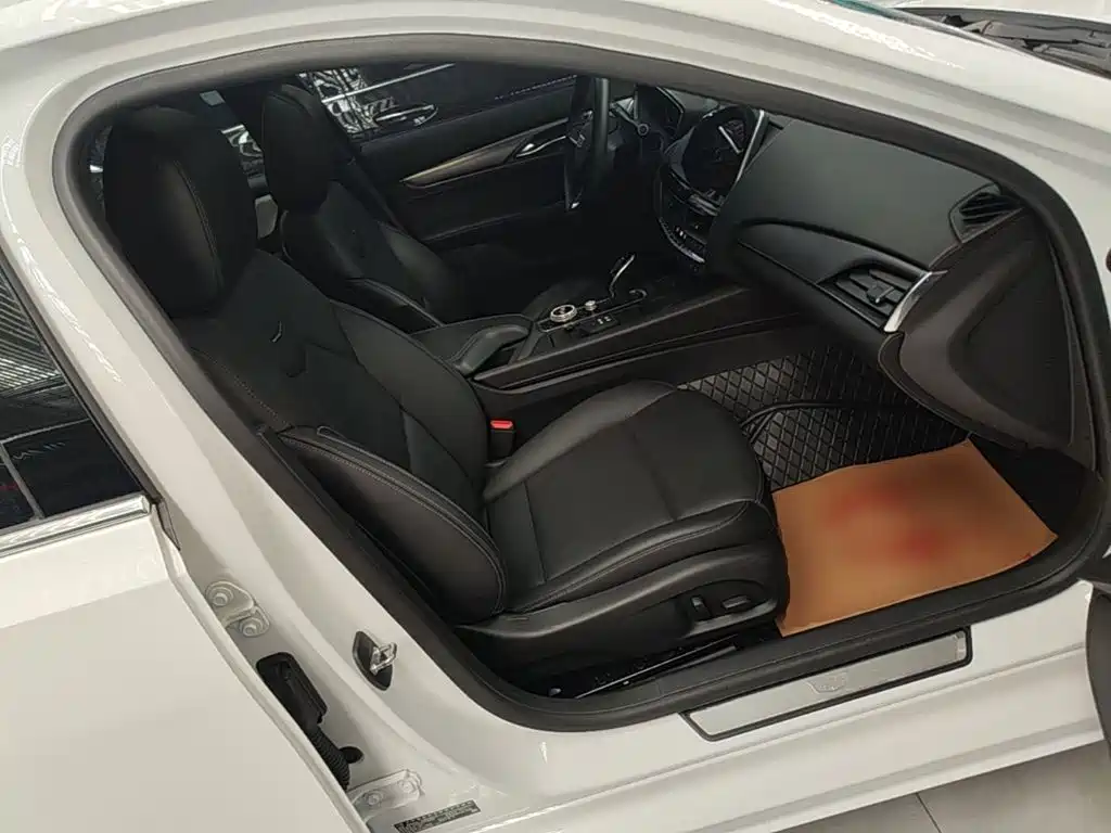 Cadillac CT5 — миниатюра 25