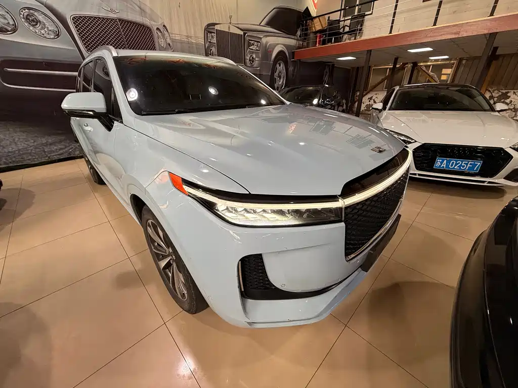 Li Auto Li ONE — миниатюра 3