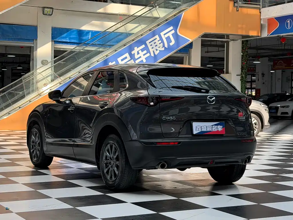 Mazda CX-30 — миниатюра 5