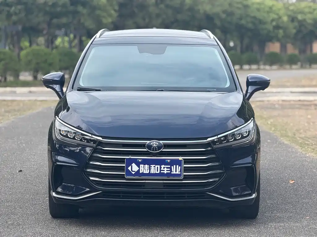 BYD SONG MAX