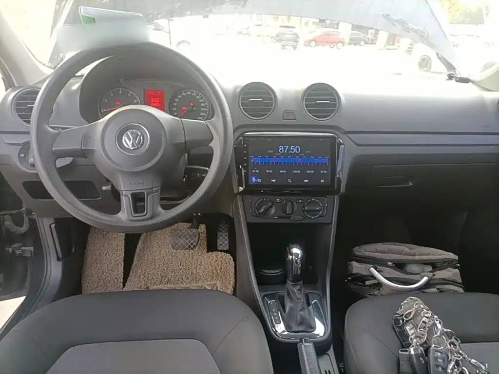 Volkswagen Jetta — миниатюра 10