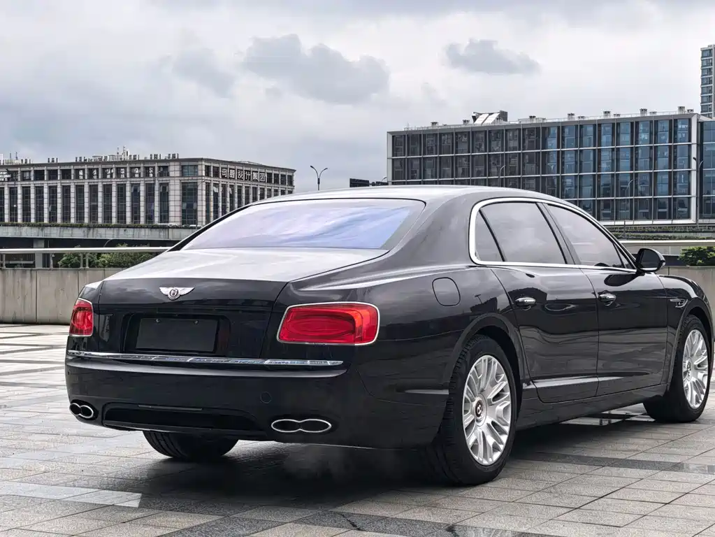Bentley Flying Spur 2017 4.0T V8 Standard