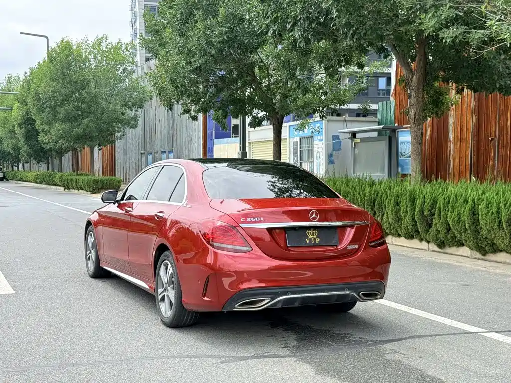 Mercedes-Benz C-Class — миниатюра 12