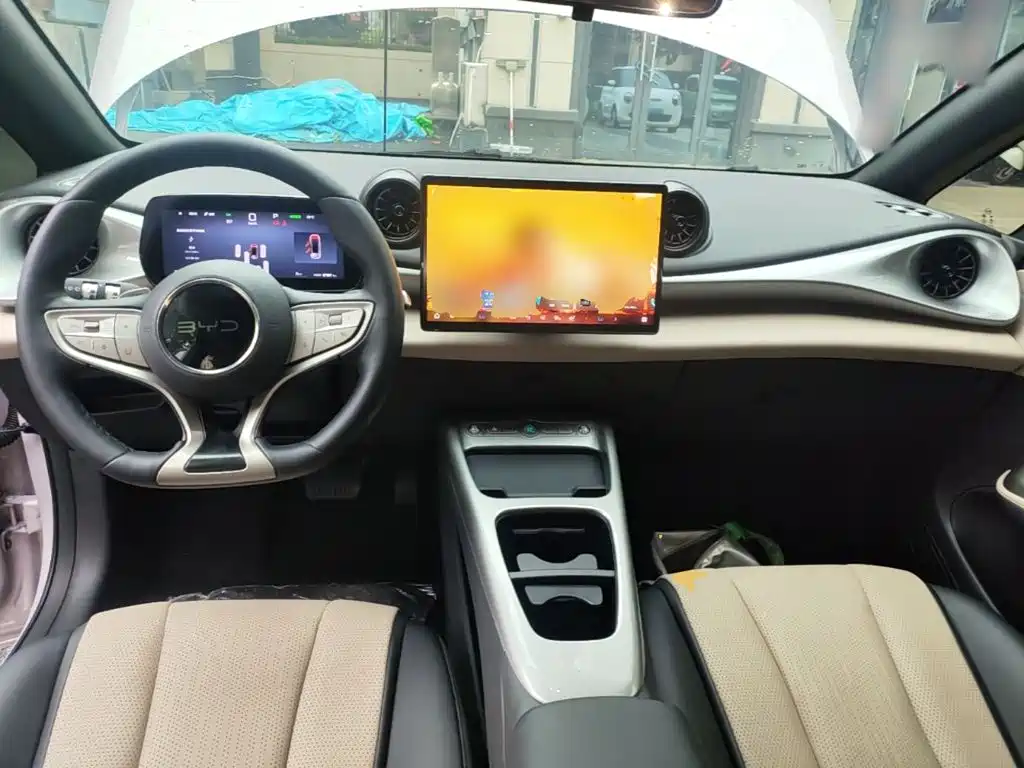 BYD Dolphin — миниатюра 10