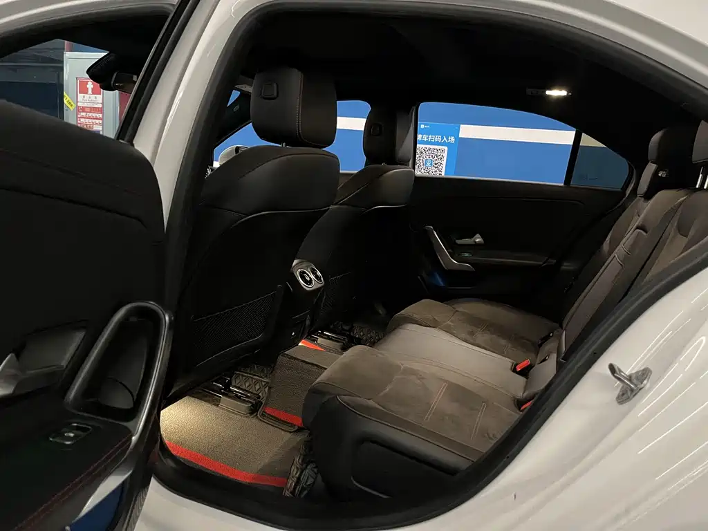 Mercedes-Benz A-Class — миниатюра 13
