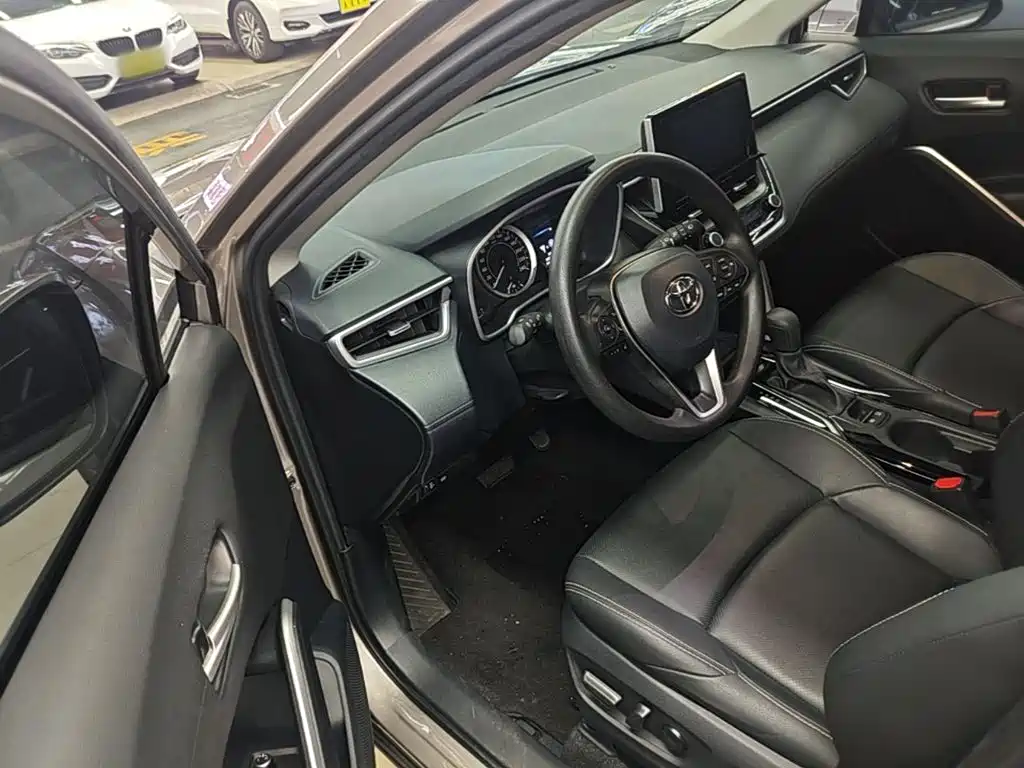 Toyota Frontlander — миниатюра 16