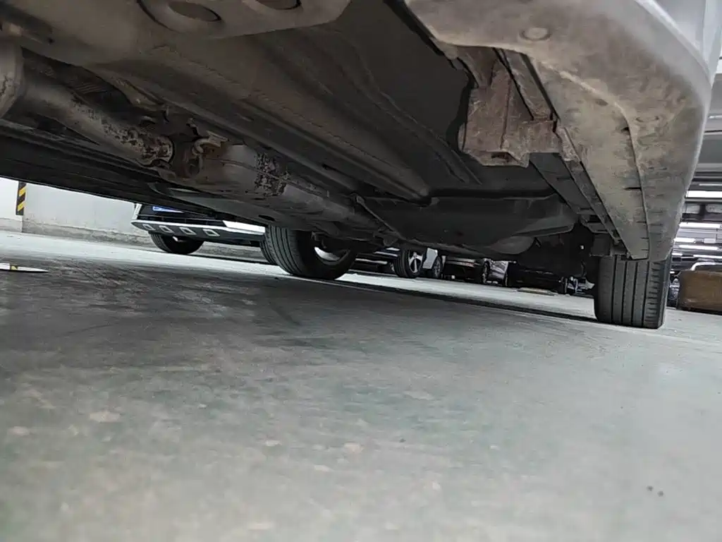Land Rover Discovery Sport — миниатюра 22