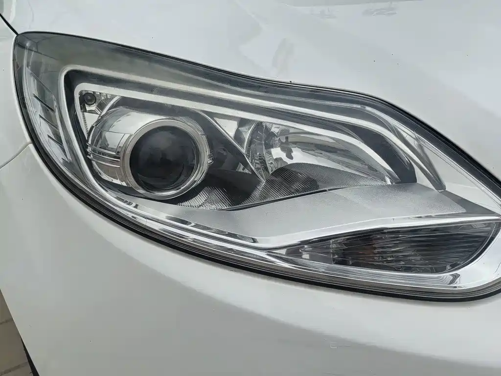 Ford Focus — миниатюра 10