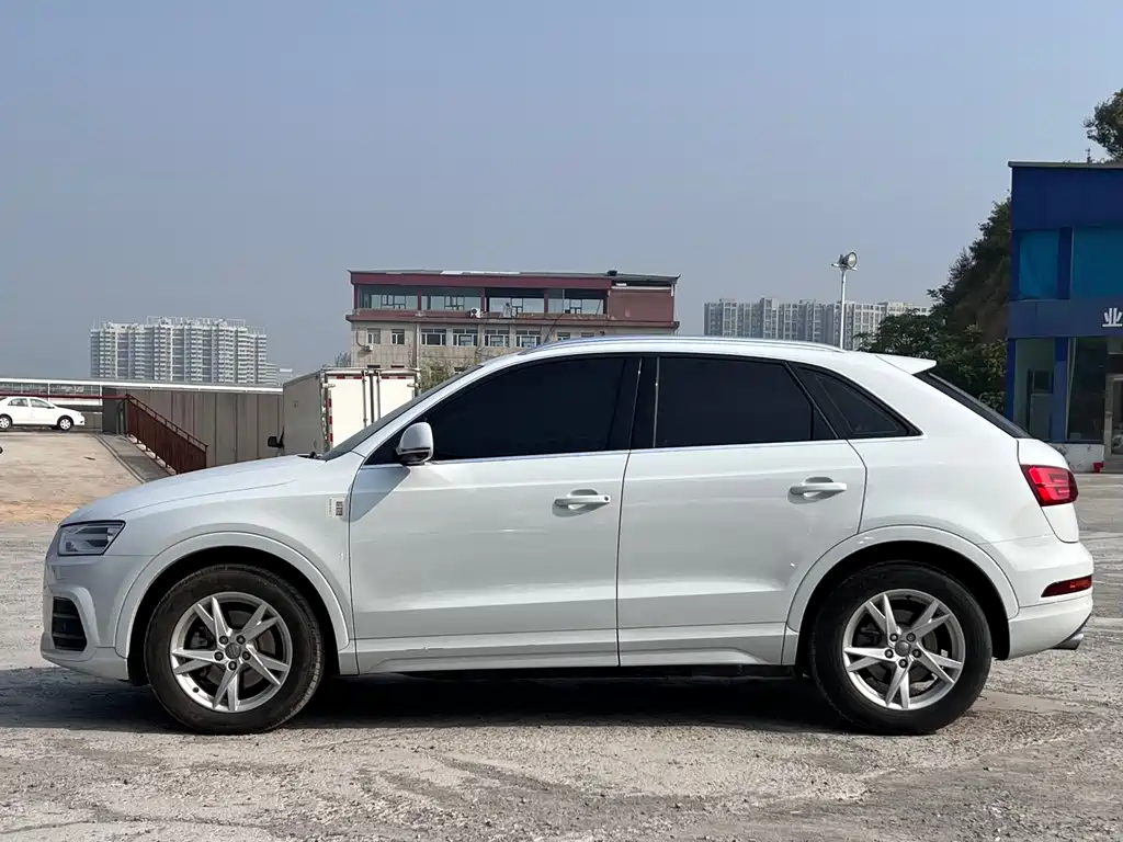 Audi Q3 — миниатюра 7
