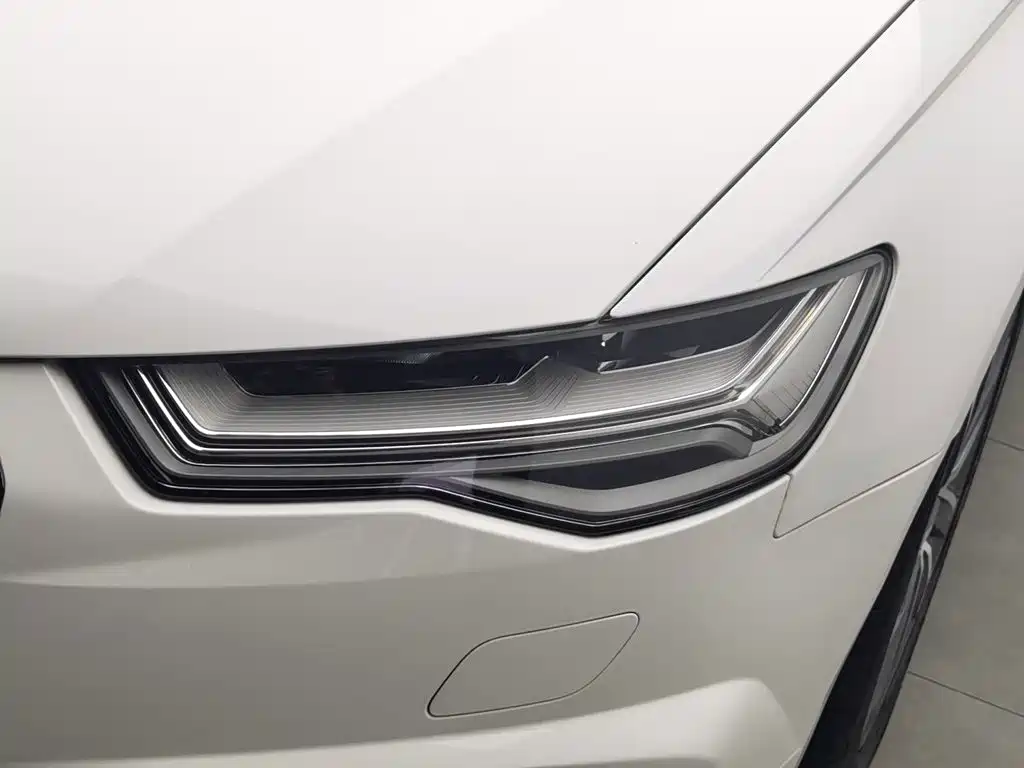Audi A6L — миниатюра 7