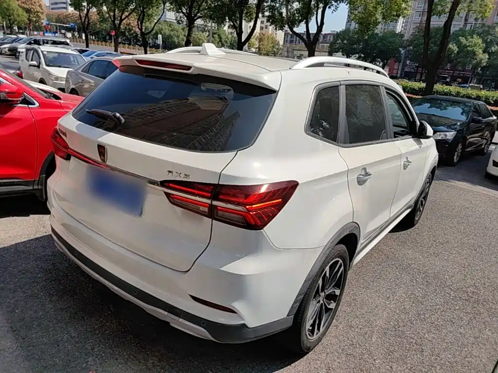 Roewe RX5 — миниатюра 7