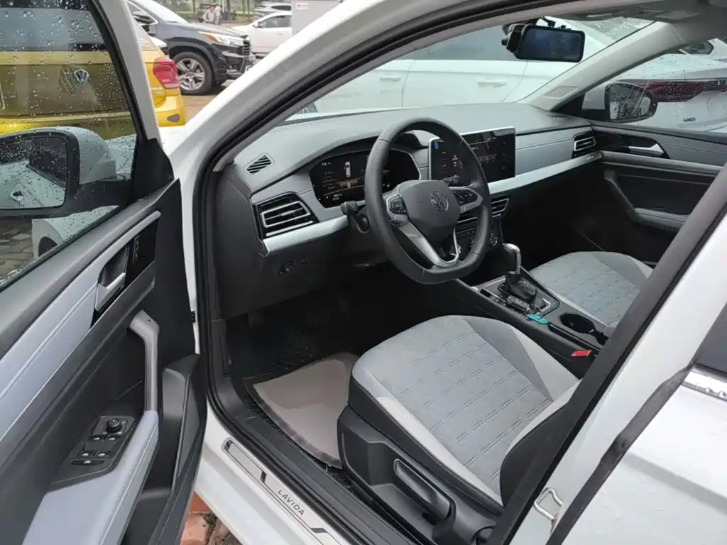 Volkswagen Lavida — миниатюра 16