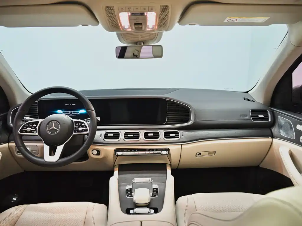 Mercedes-Benz GLE (Import) — миниатюра 9