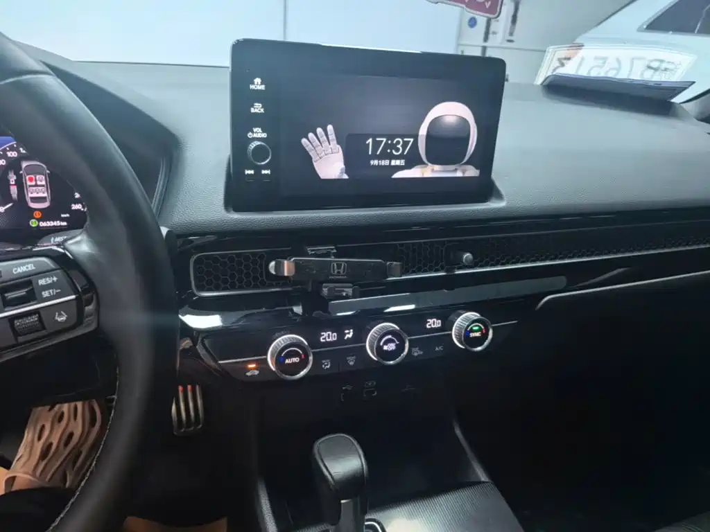 Honda Civic — миниатюра 13
