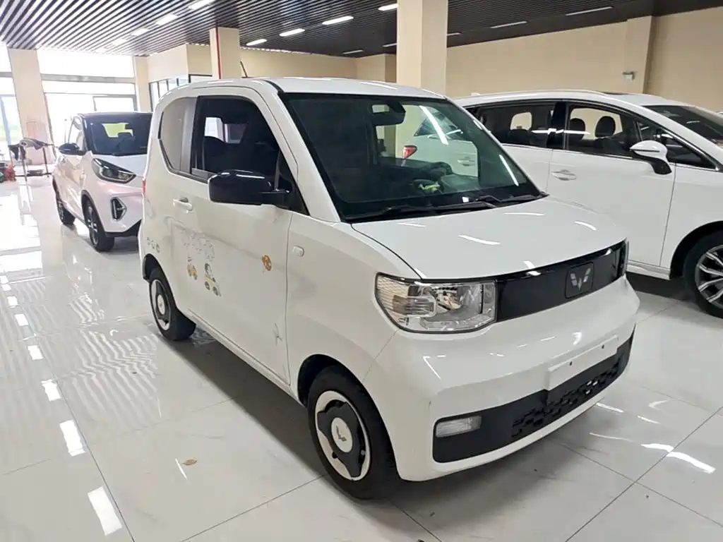 Wuling MINIEV — миниатюра 4
