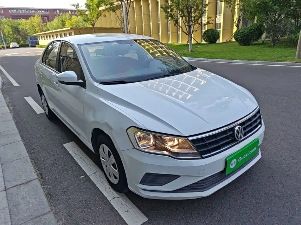 Volkswagen Jetta — миниатюра 4