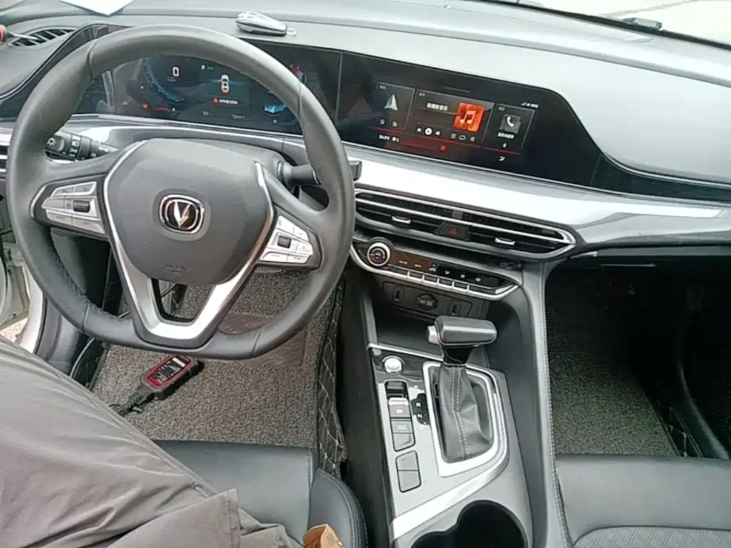 Changan Eado — миниатюра 10