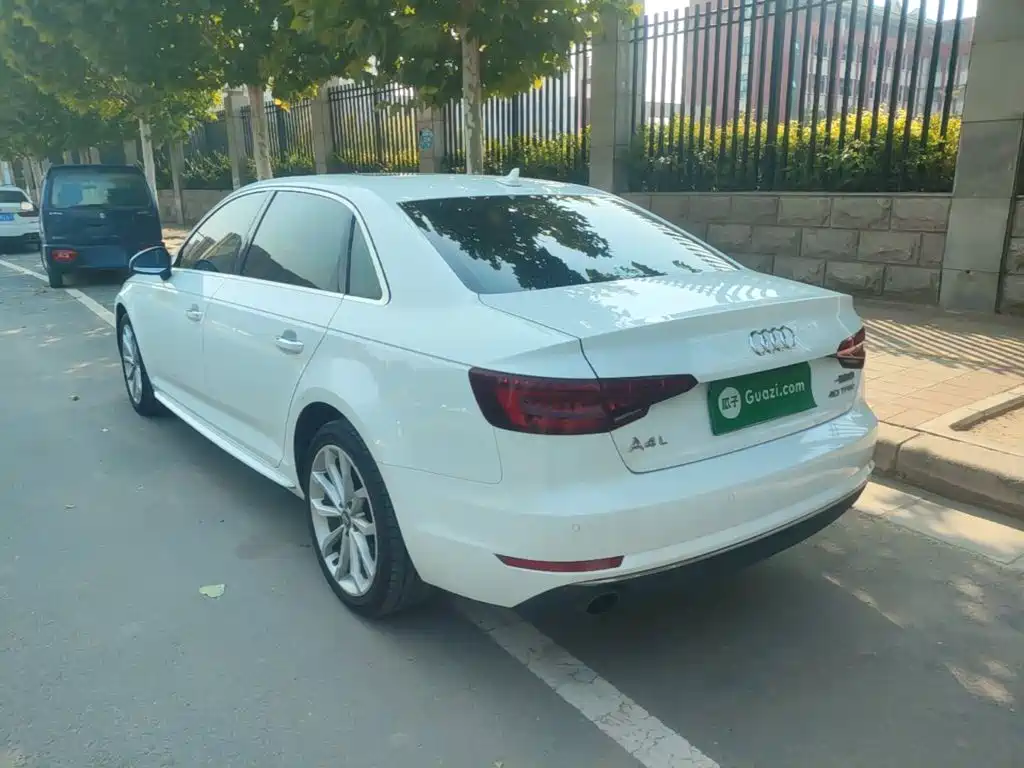 Audi A4L — миниатюра 5