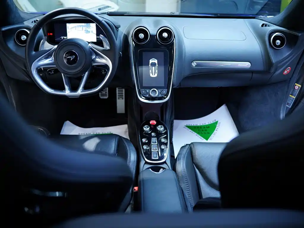McLaren GT — миниатюра 30