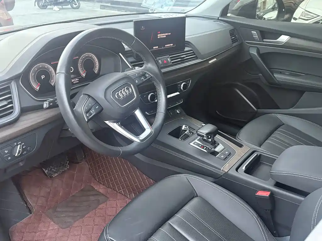 Audi Q5L — миниатюра 5