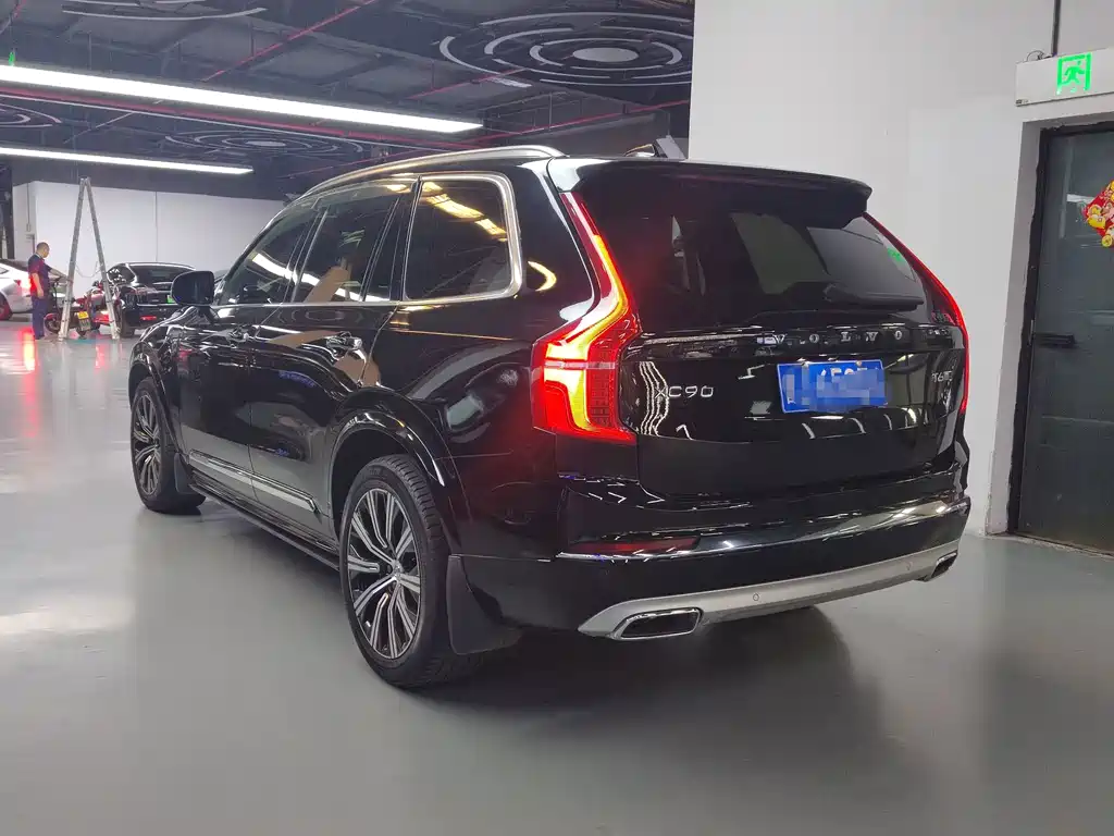 Volvo XC90 — миниатюра 17