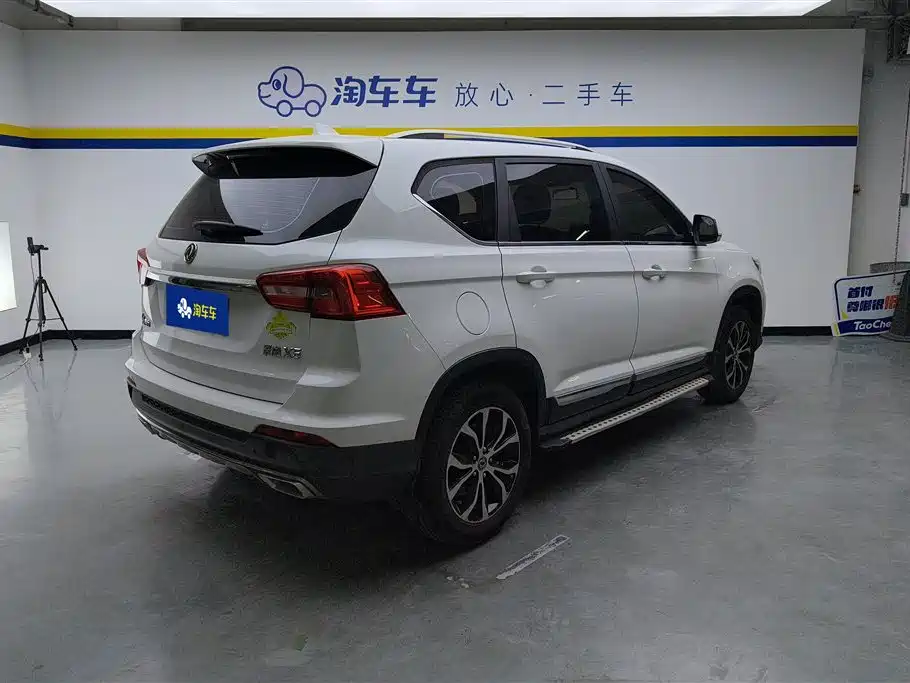 DONGFENG JINGYI X5