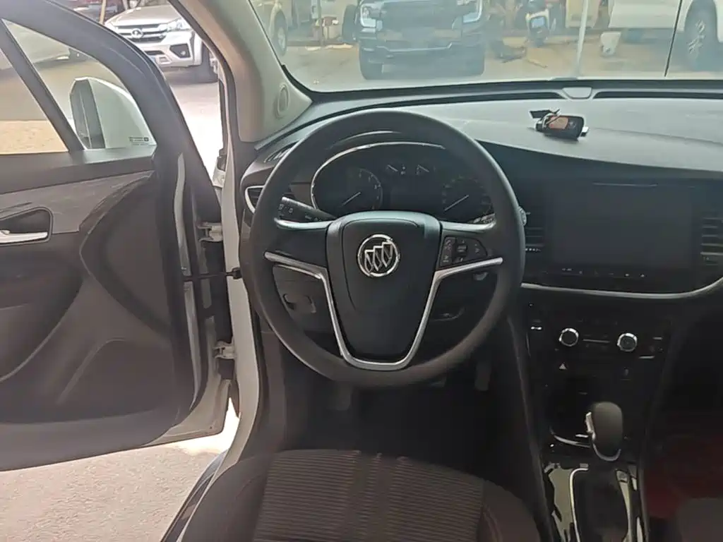 Buick Encore — миниатюра 11