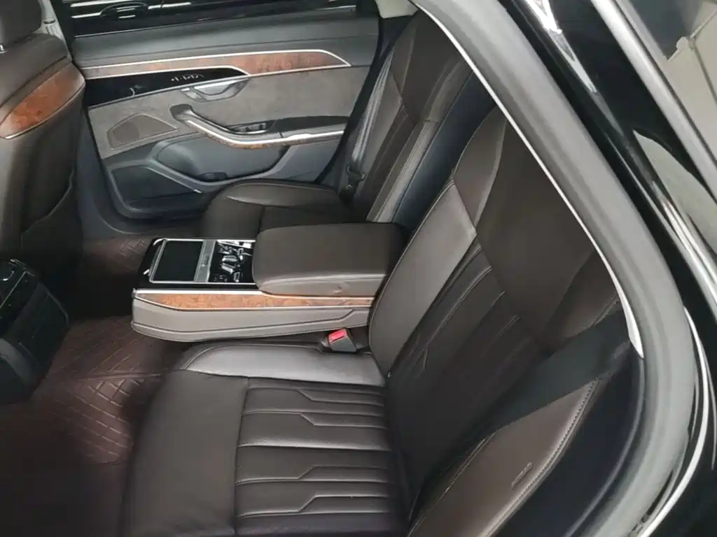 Audi A8 — миниатюра 17