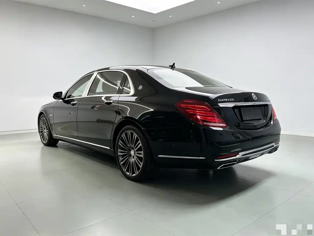 Mercedes-Benz S-Class — миниатюра 6