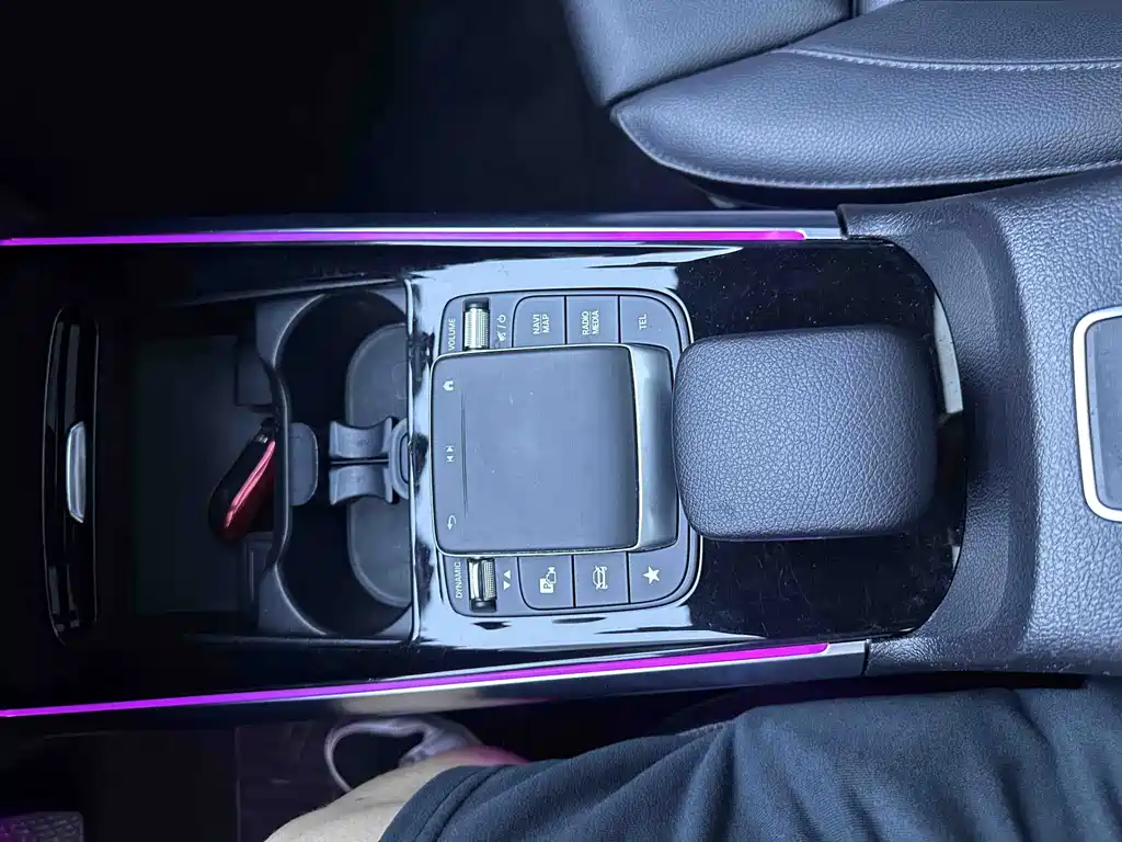 Mercedes-Benz GLA — миниатюра 13