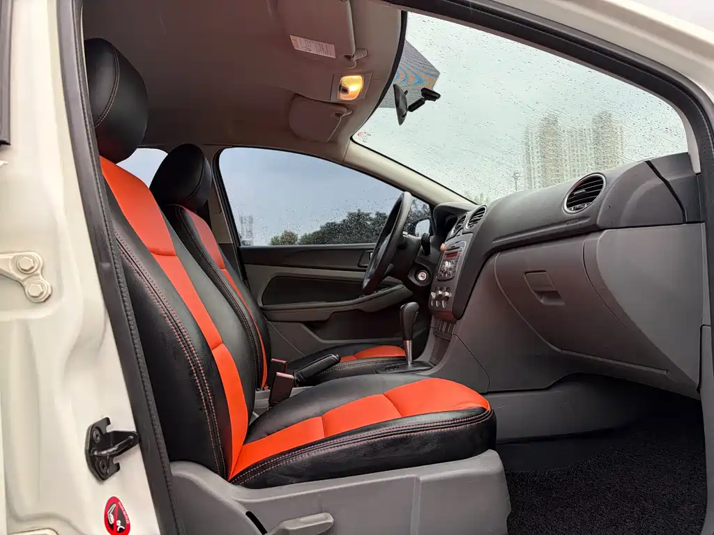 Ford Focus — миниатюра 13