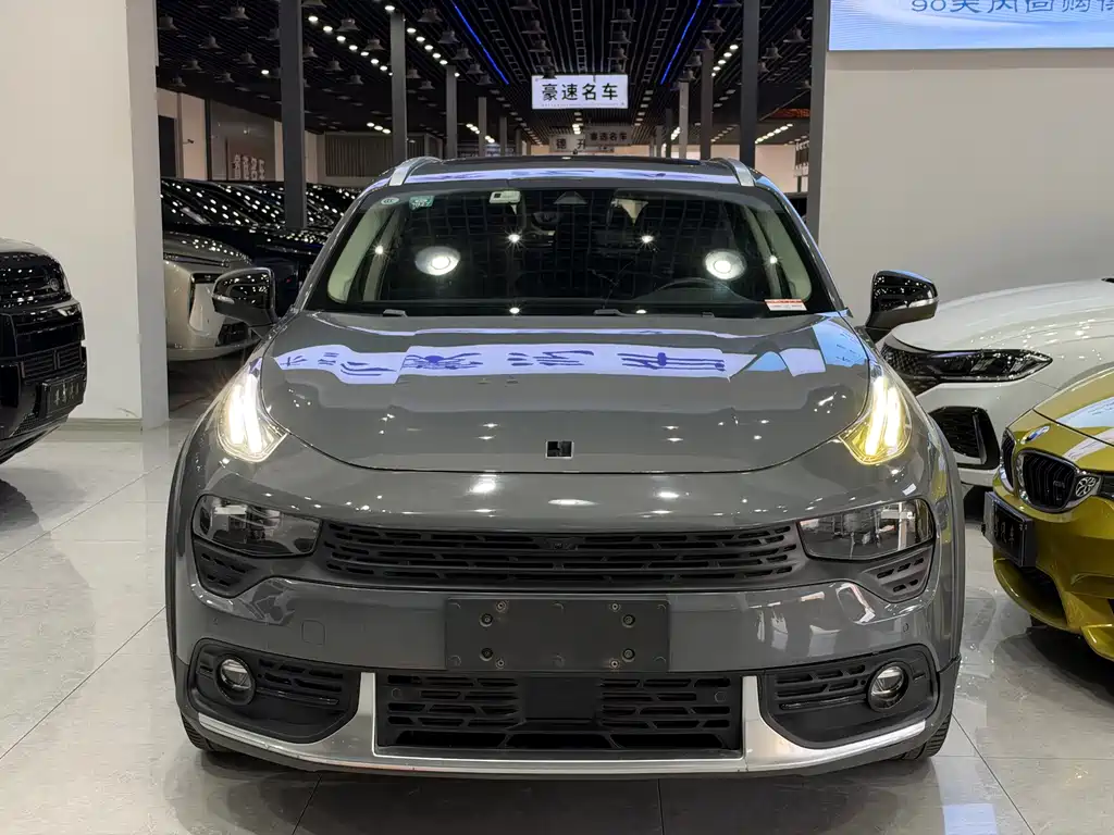 Lynk & Co 02 — миниатюра 2