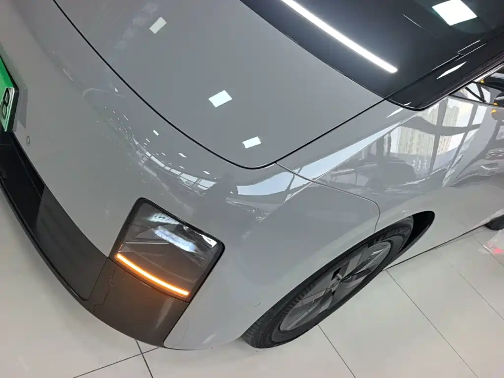 Li Auto Li MEGA — миниатюра 24