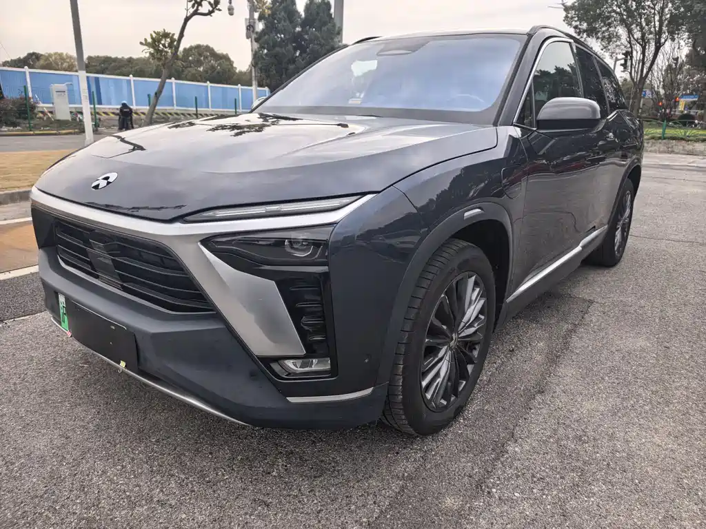 Nio ES8 2022