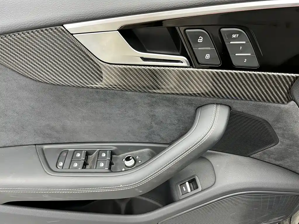 Audi RS 5 — миниатюра 15