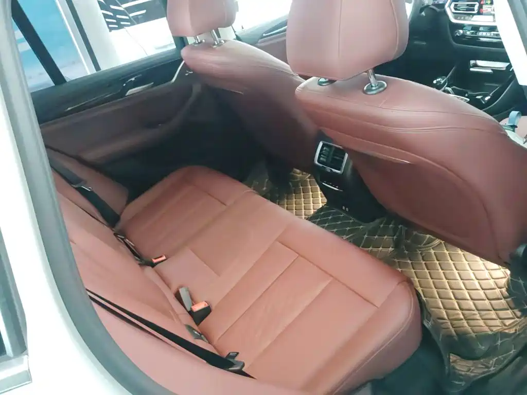 BMW X3 — миниатюра 17