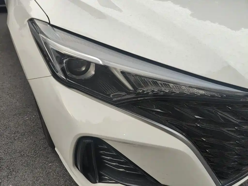 Changan Eado — миниатюра 7