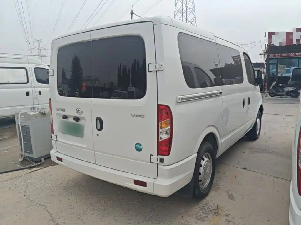 MAXUS V80 — миниатюра 7