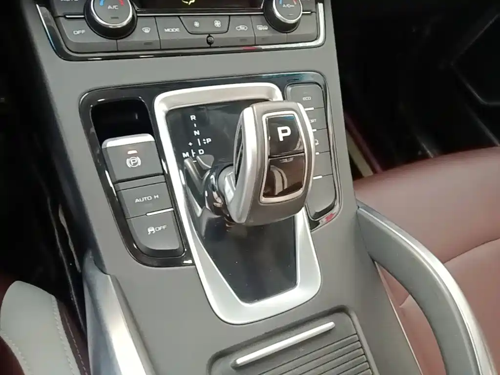 Geely Boyue — миниатюра 14