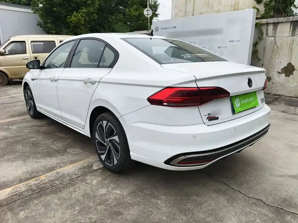 Volkswagen Bora — миниатюра 5