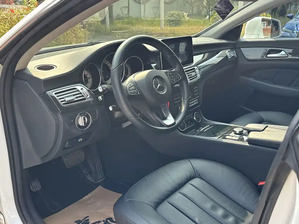 Mercedes-Benz CLS — миниатюра 10