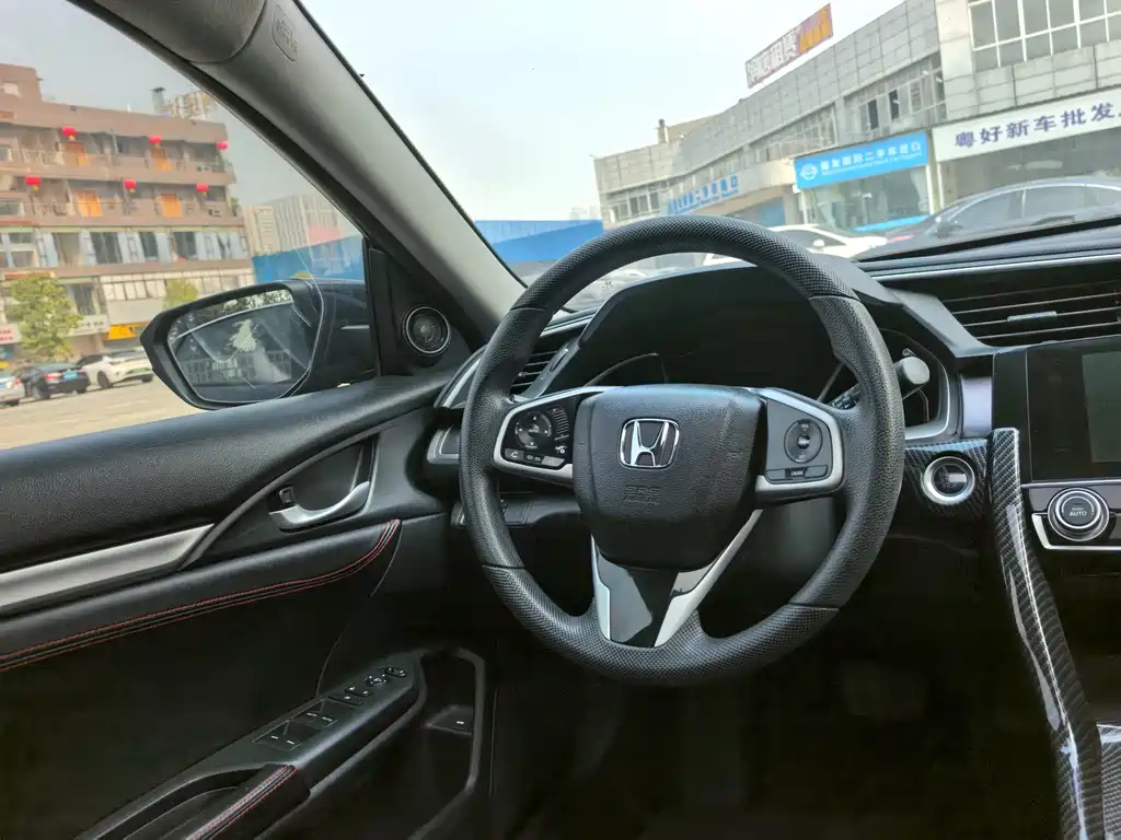 Honda Civic 220TURBO CVT Luxury Edition, фото 7