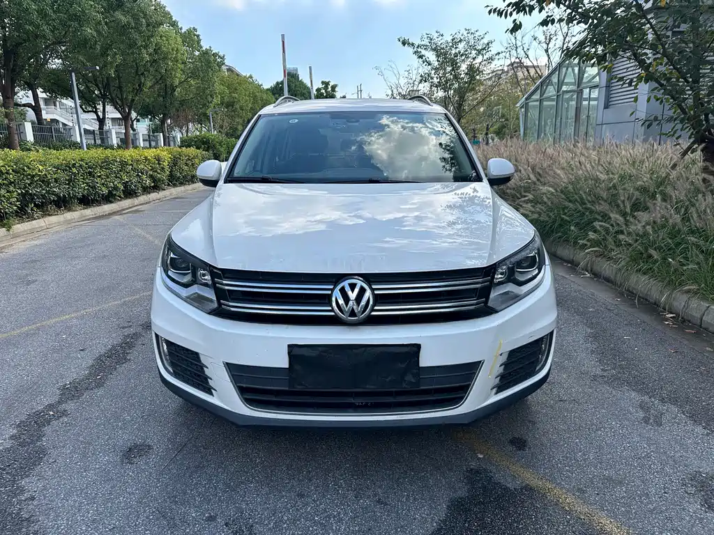 Volkswagen Tiguan — миниатюра 2