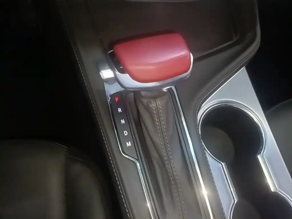 Cadillac CT4 — миниатюра 14