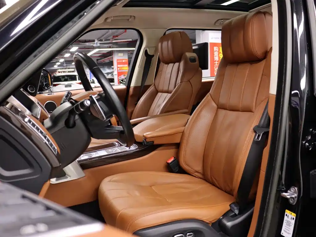 Land Rover Range Rover — миниатюра 8
