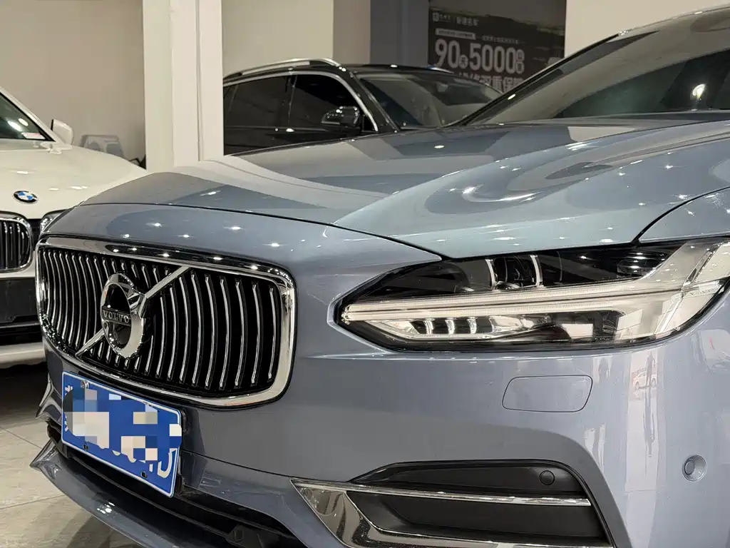 Volvo S90 — миниатюра 2
