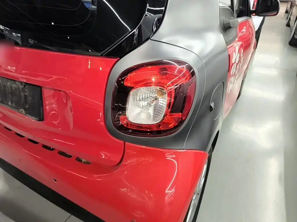 smart Smart Fortwo — миниатюра 8
